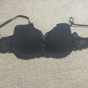 Black nursing size 34B bra